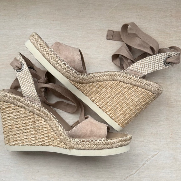 Vince Camuto Women's Truffle Taupe Bendsen Wedge Sandals Size 8 - Picture 5 of 9